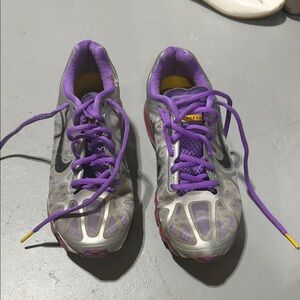 Nike AirMax women’s size 6